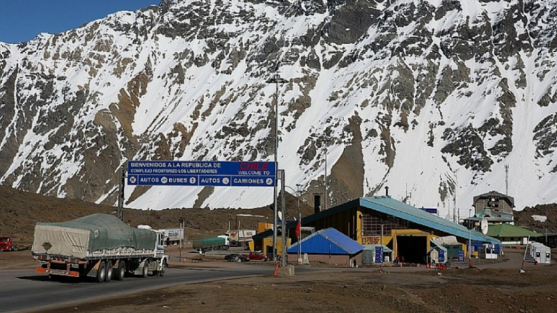 Habilitaron el tránsito del Paso a Chile tras el accidente del camión en la ruta 7